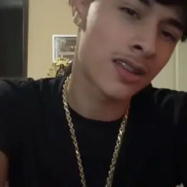 Profile image of Alex chino