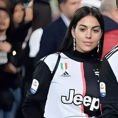 TameDesk6803의 Elara