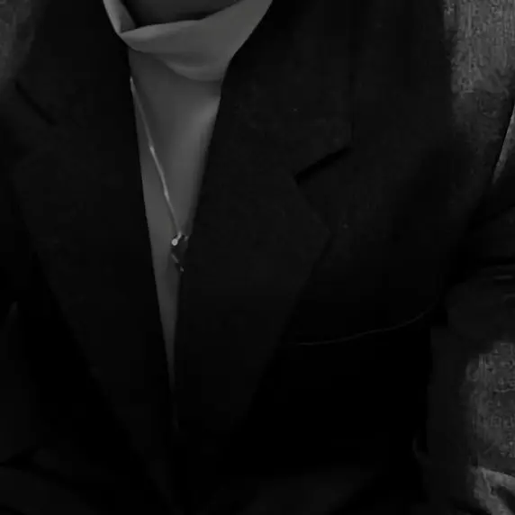 FrugalElk4748의 이민호