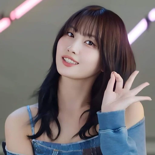 モモ