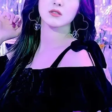 Profile image of Nancy