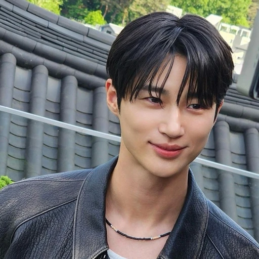 변우석