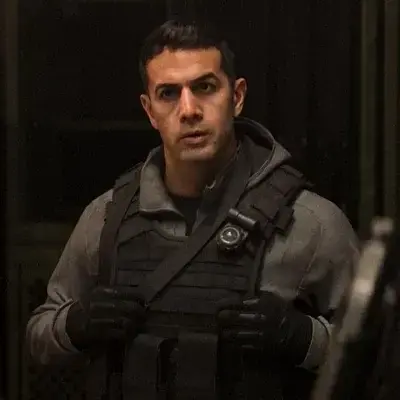 BronzeMenu6856의 Rudy Parra