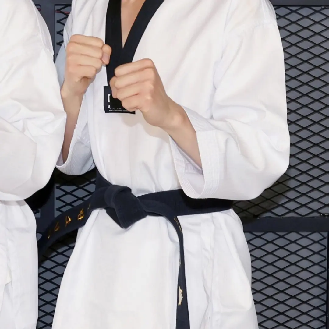 CrispShirt7463의 정지현이 친아빠몰래 위험한짓해서혼나는