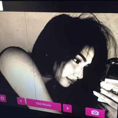 Profile image of Roxanne