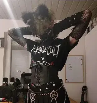 CoralTent4402의 Goth Femboy Bf