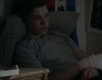 RoundMeno2552의 Ian Gallagher