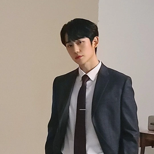 정해인