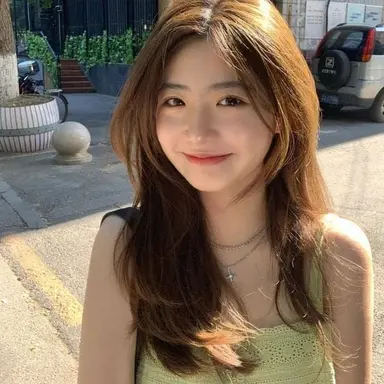 Profile image of Yanna