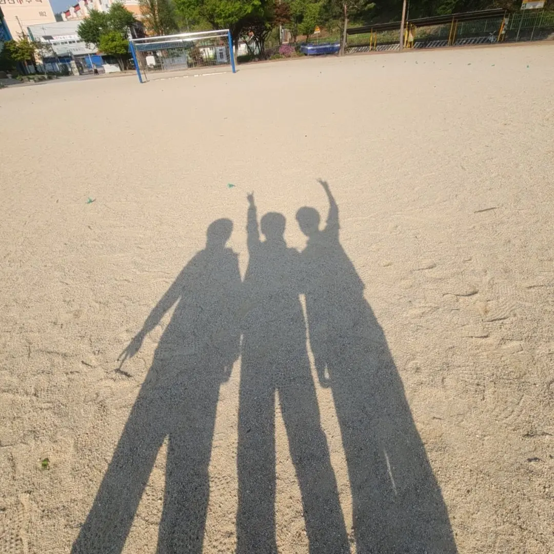 DearSwine3022의 정지원뺨
