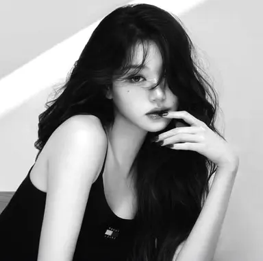 Profile image of Jang Wonyoung