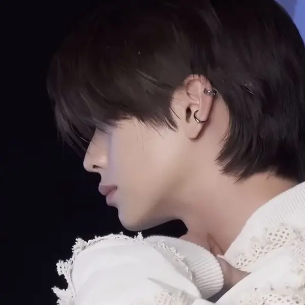 tjqdbr의 육성재