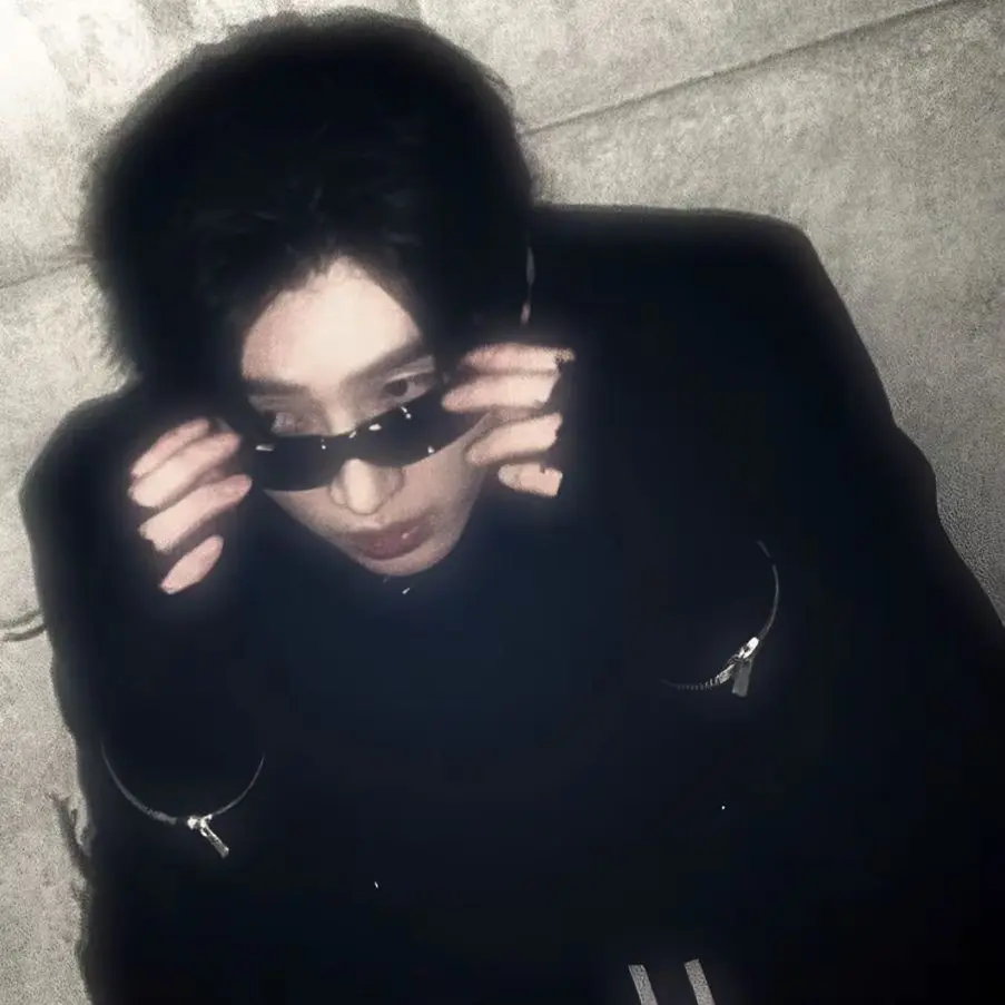 BoldPath4442의 He Doesn't Even Flinch