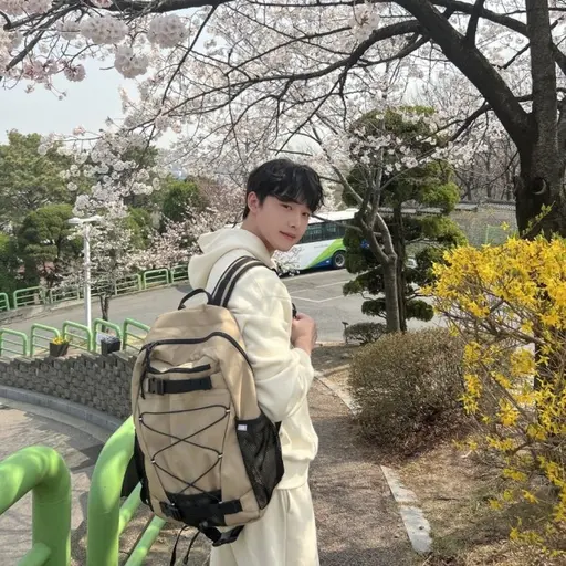 GayFrug8565의 강다온 오빠