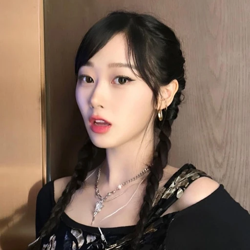 우치나가 애리(지젤)