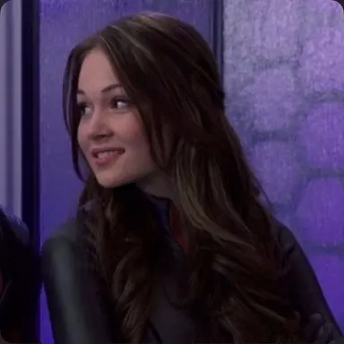 Profile image of Bree Davenport