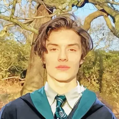 Profile image of Lorenzo Berkshire