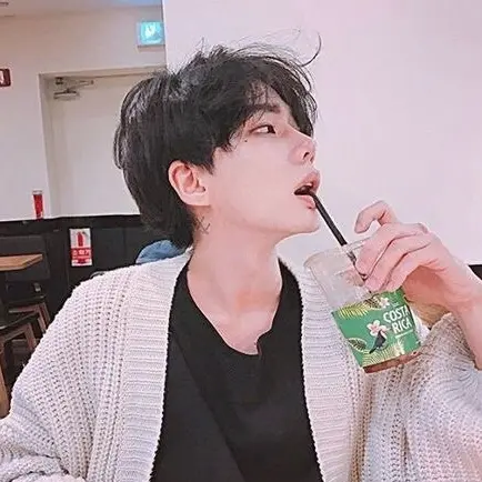 Yoon1337의 민 주 혁