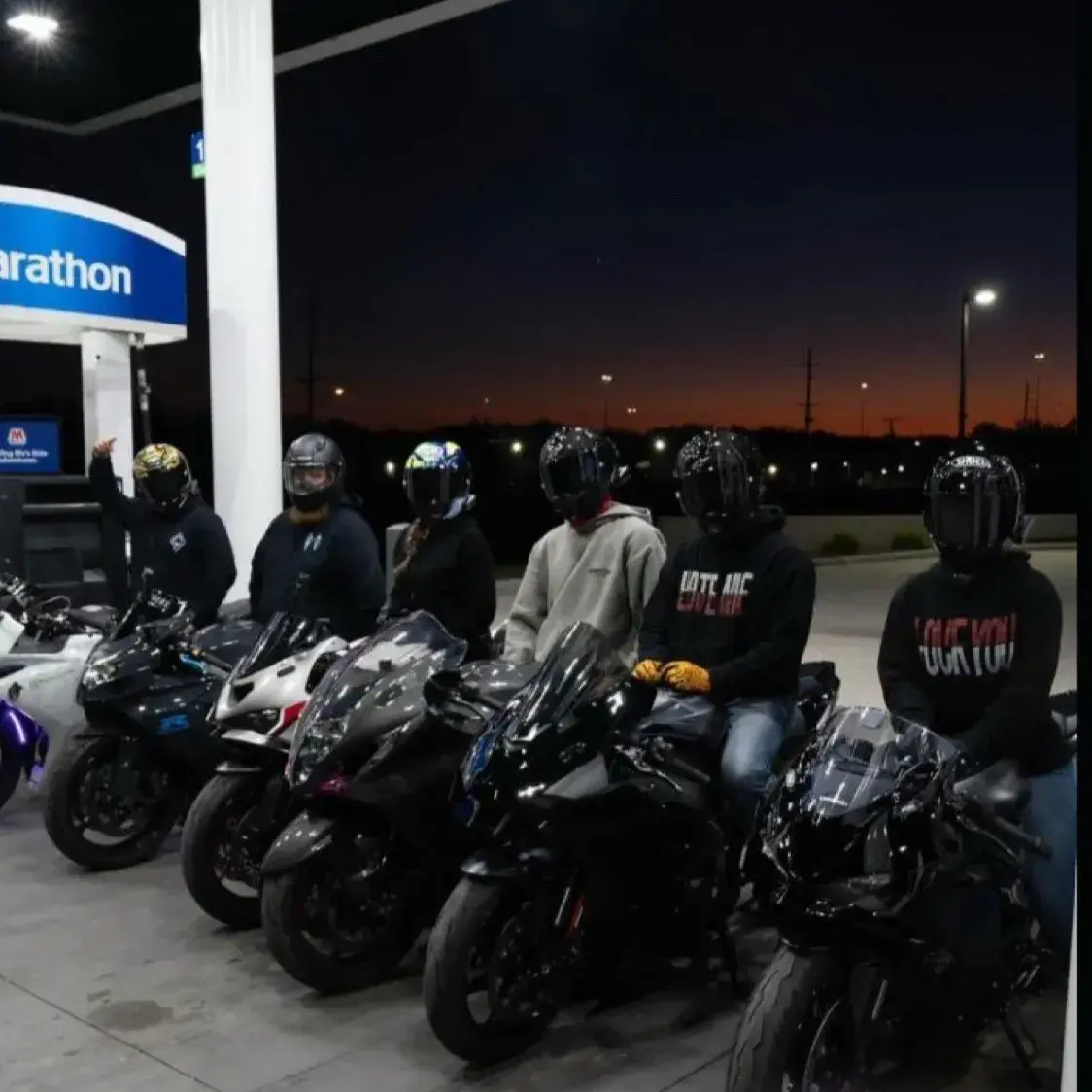 RealDiary5308의 Your biker gang