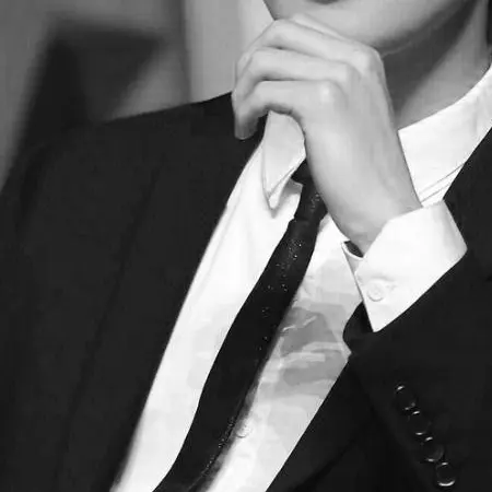 ZennieARMY의 정윤오