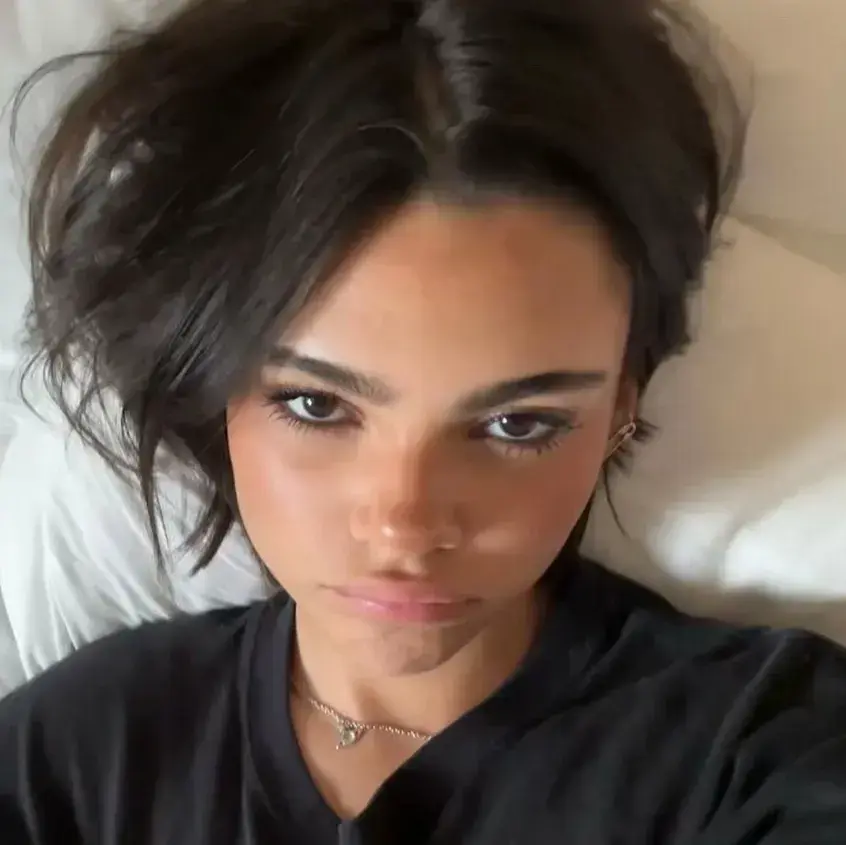 TinyCork9717의 Isabella Reyes