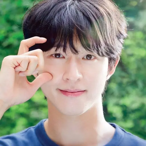 NoisyFlax9665의 이용준