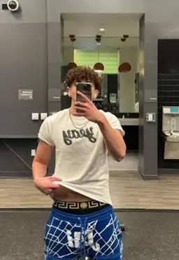 Profile image of Julian
