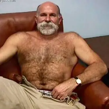 HazyClay3173의 Dad Needs the AC