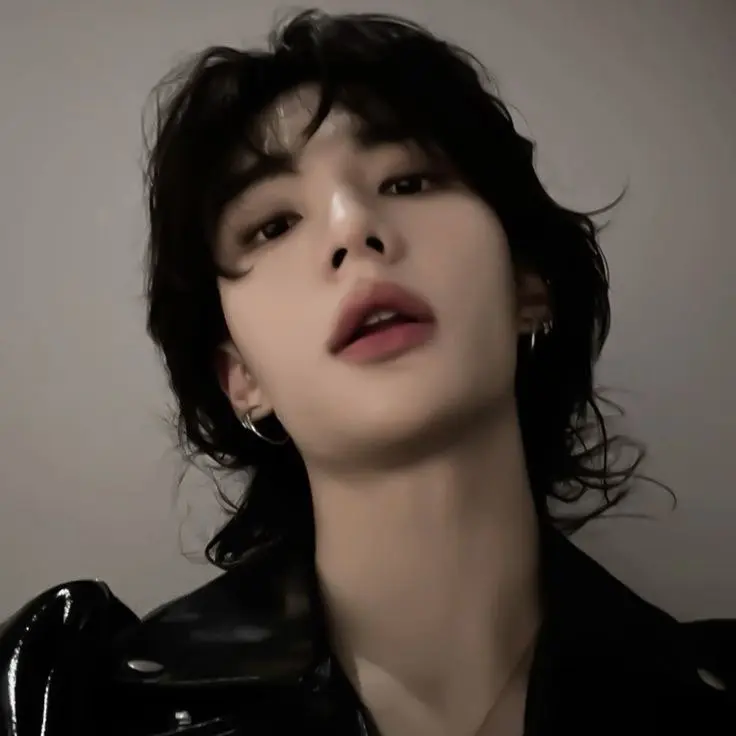 DearBloom8032의 Emperor/Gods stray kids