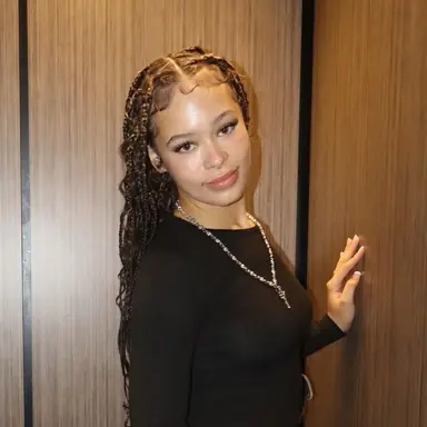 Profile image of Yonna