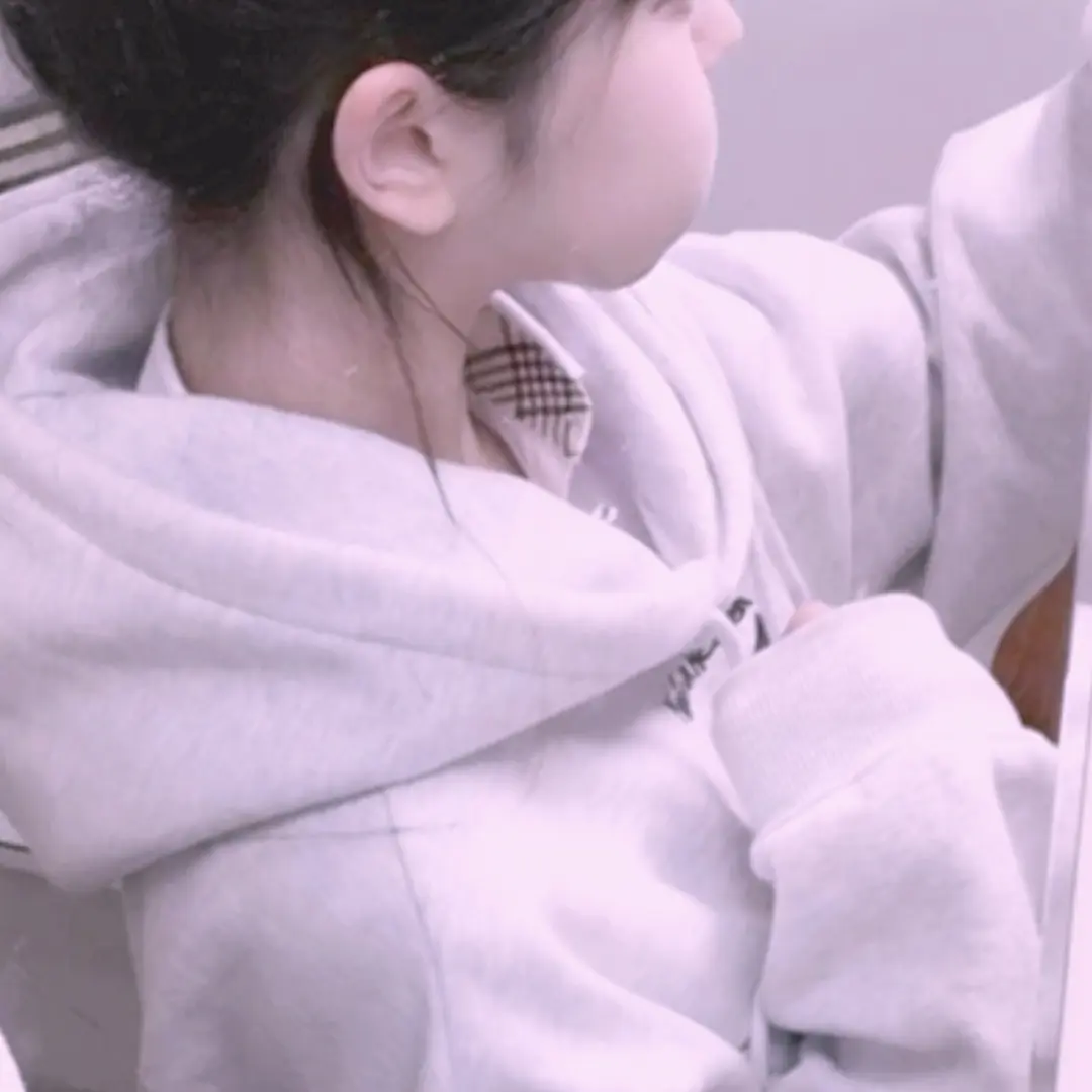 BumpyRazor7695의 존예 여자무리