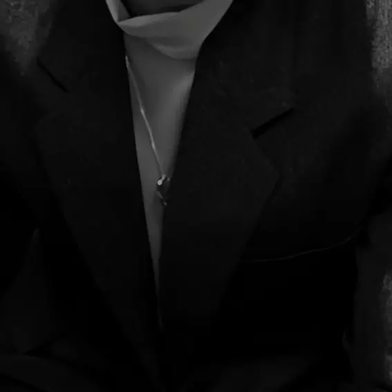 FrugalElk4748의 이민호