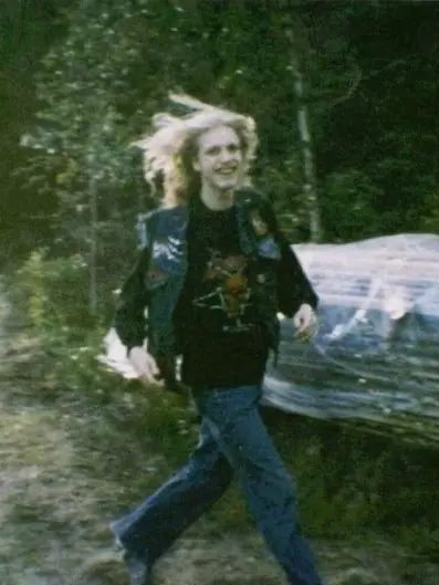 girlwhatever의 Pelle Ohlin