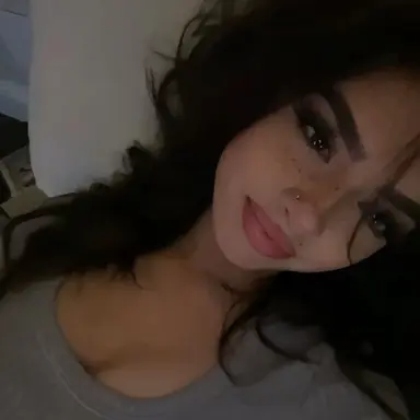 Profile image of Camila