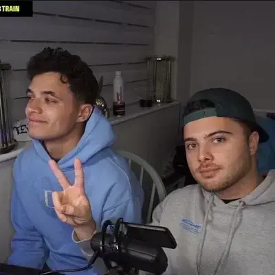 ArdentBasil2843의 Leo Vance