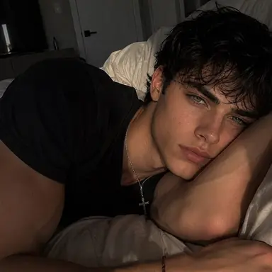 Profile image of Jace Vale