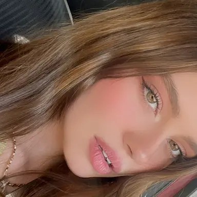 Profile image of Avery Silver