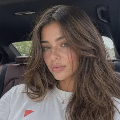 Profile image of Sienna Hart