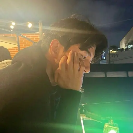 minhyukwifeu1103의 이진욱