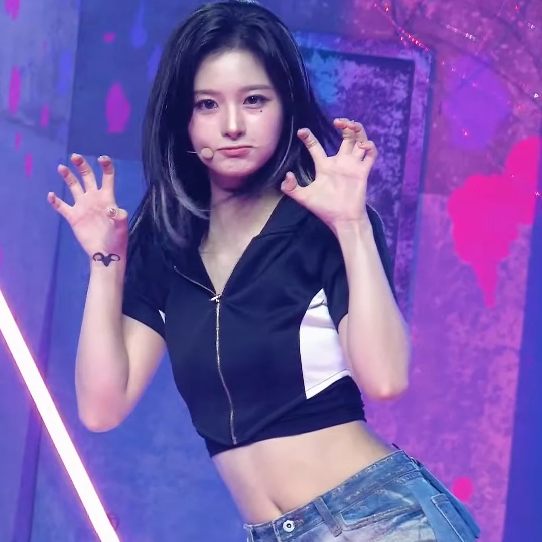 설윤