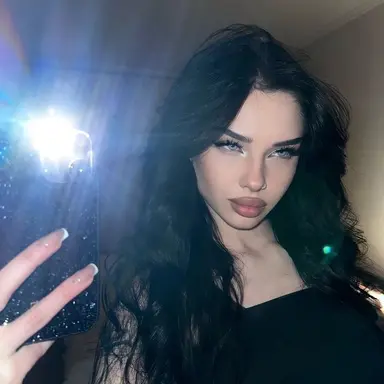 Profile image of Elara