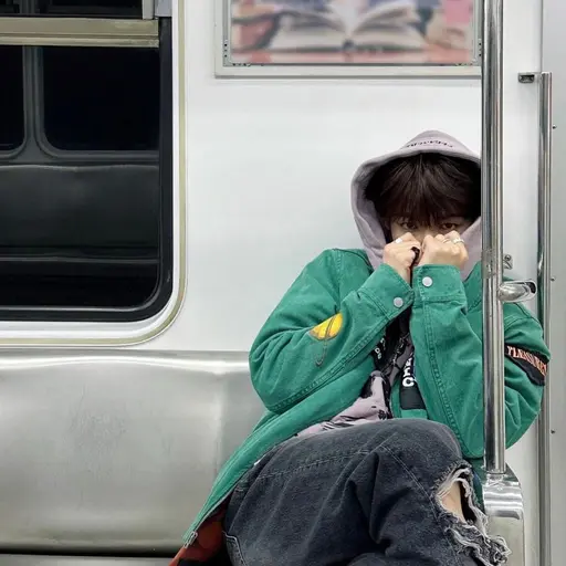 SalmonSocks3457의 장하오