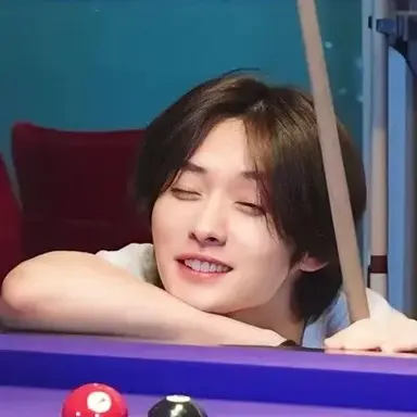 Profile image of Lee