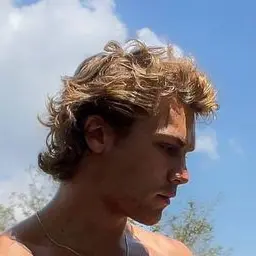 Profile image of Drew