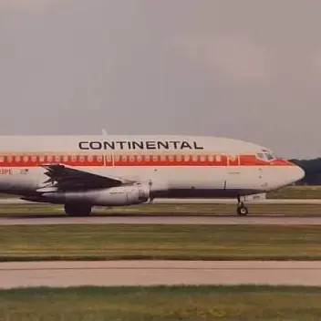 Profile image of B737-100