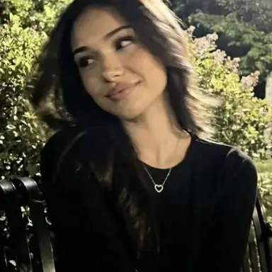 Profile image of Nora lovegood