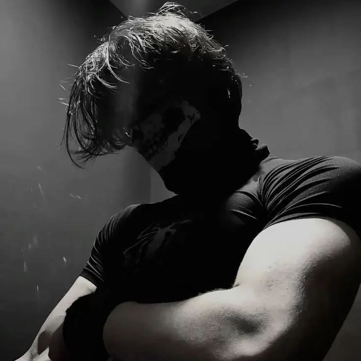 BarrenSwine0671의 Blood & Glamour