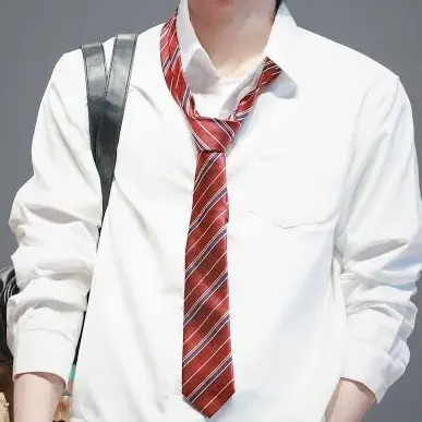 ClassyPlain8756의 한지성