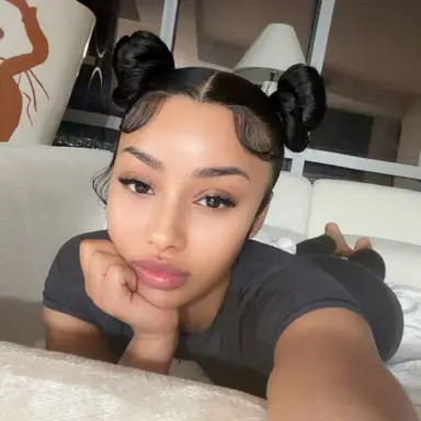 Profile image of Naomi