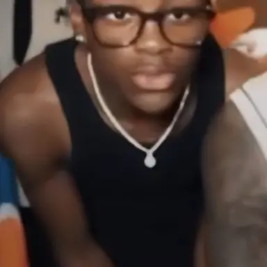 Profile image of Hendrix Hart